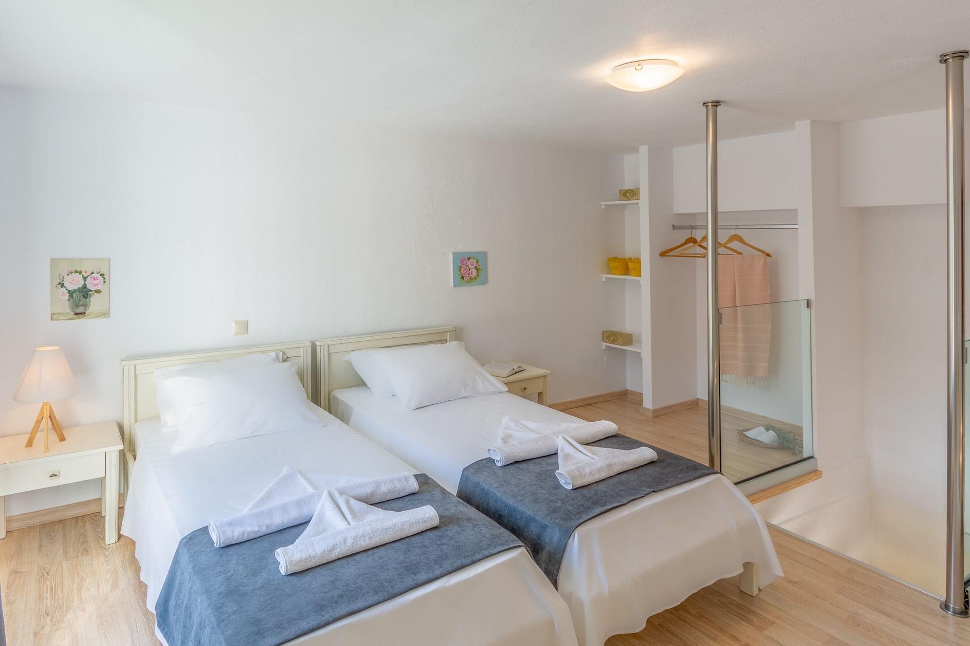 Happiness Apartments Hersonissos  Esterno foto